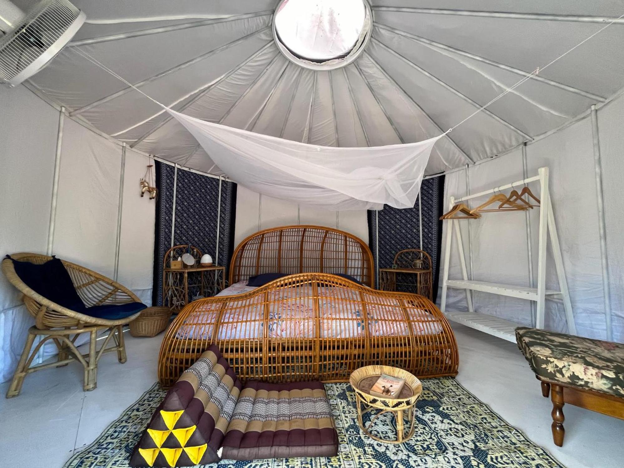 Namkhan Horses Stables لوانغ برابانغ المظهر الخارجي الصورة